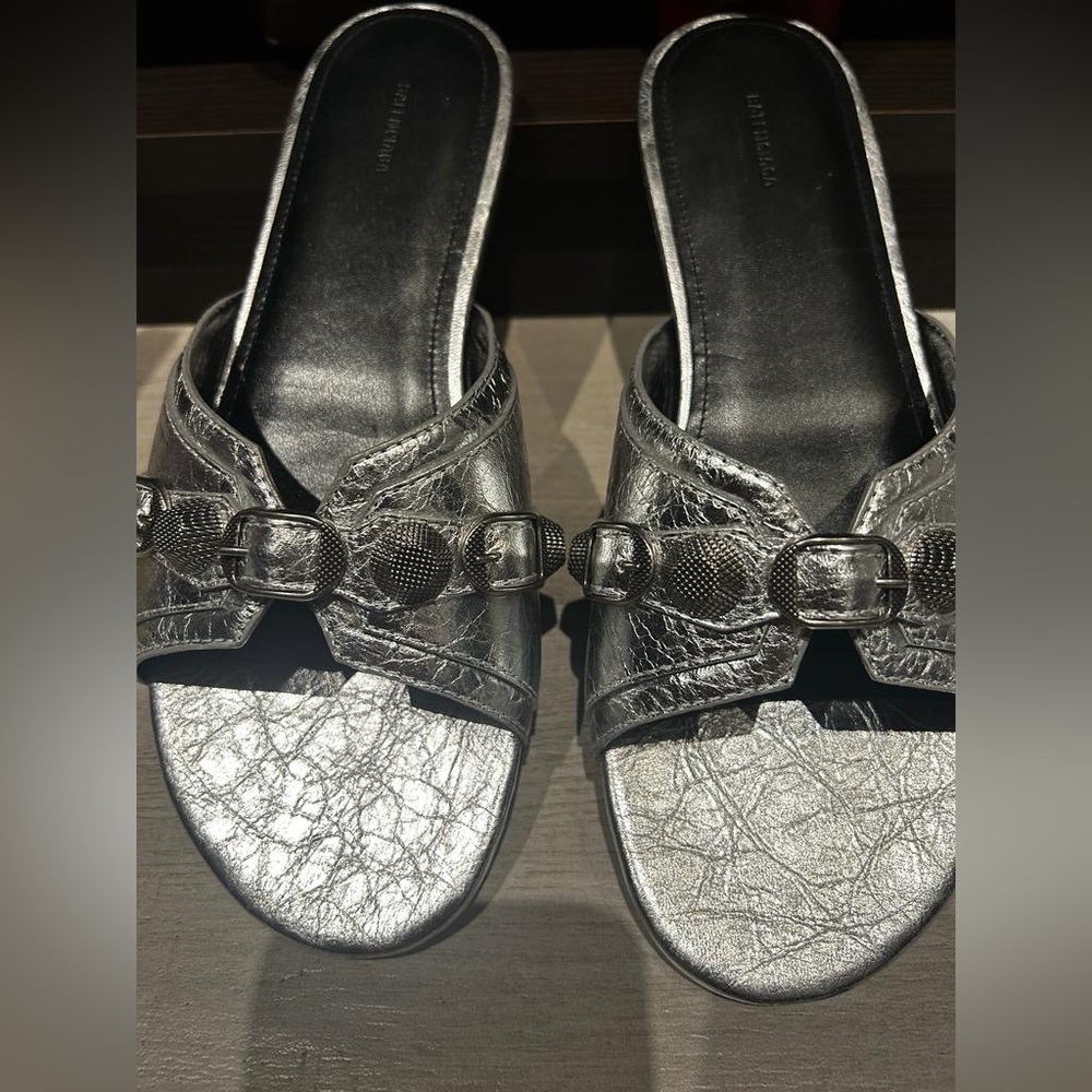 Balenciaga Cagole metallic-effect sandals